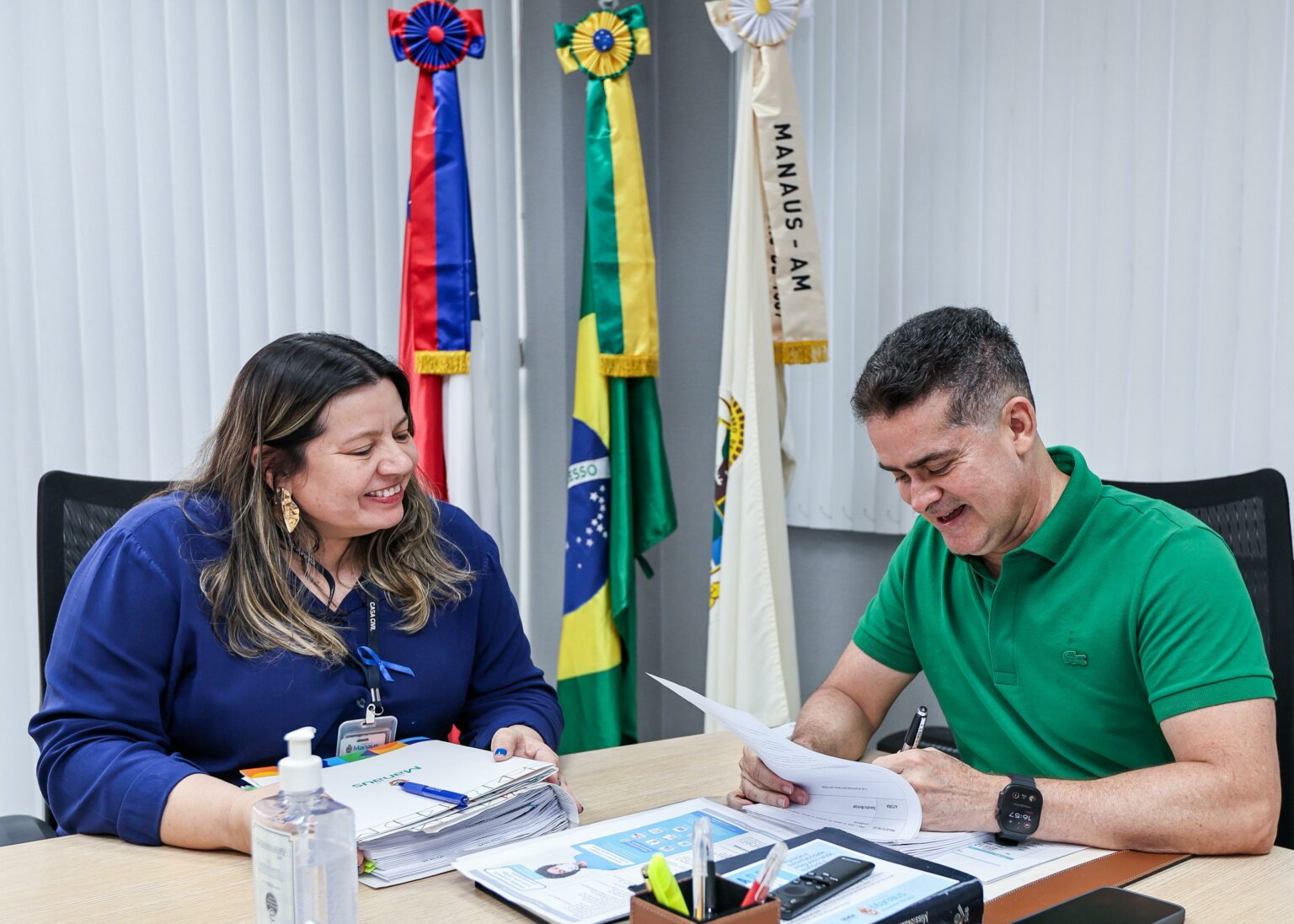 Prefeito David Almeida unifica datas-base e garante reajuste salarial a todos os servidores municipais de Manaus