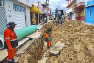 Prefeitura de Manaus avança com serviços de infraestrutura no conjunto Mutirão