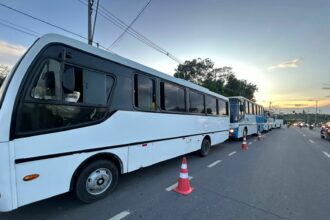 Prefeitura de Manaus realiza operação ‘Transporte Legal’ para combater transporte clandestino