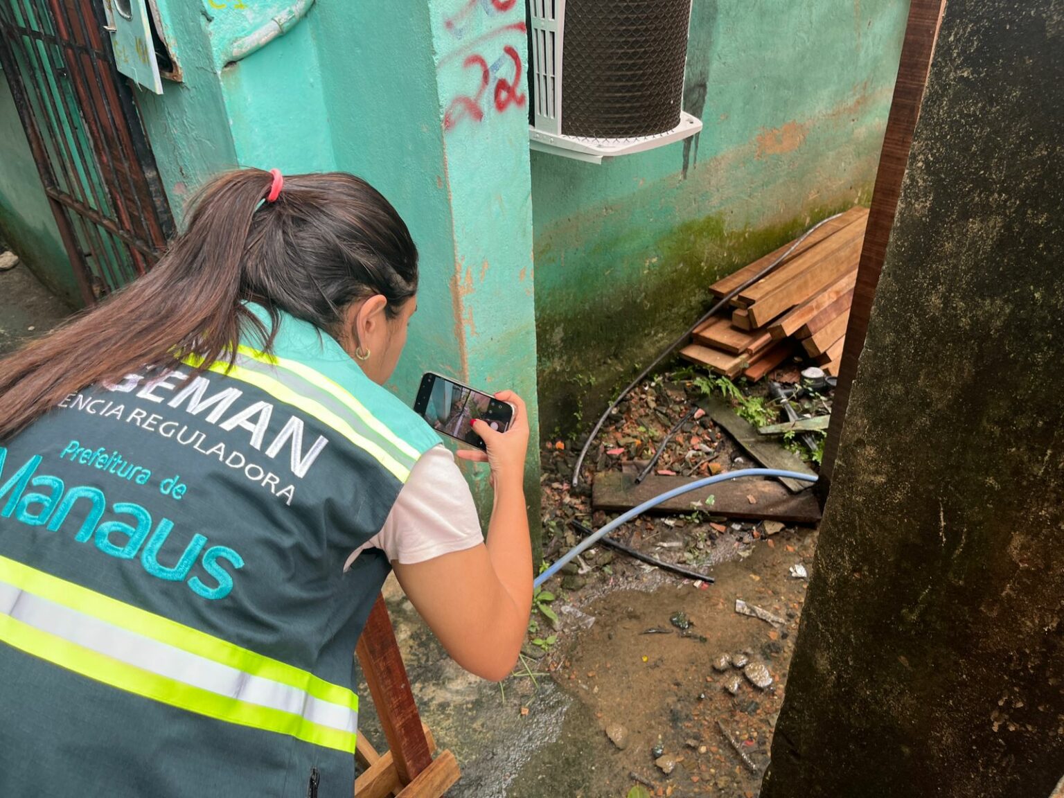 Ageman determina início imediato de obras da concessionária para proteger abastecimento de água em áreas de palafitas