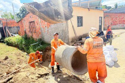 Prefeitura de Manaus recupera rede de drenagem profunda no bairro Lago Azul