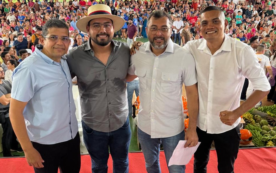 Deputado João Luiz participa de entregas para o setor primário, social e aos mototaxistas ao lado do governador Wilson Lima, em Boa Vista do Ramos Deputado João Luiz participa de entregas para o setor primário, social e aos mototaxistas ao lado do governador Wilson Lima, em Boa Vista do Ramos
