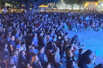 Festival de Parintins 2025: Encerramento da transmissão do Festival de Parintins no Largo de São Sebastião reforça laços com a cultura popular