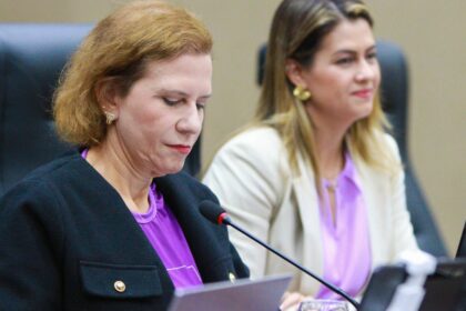 Yomara Lins promove debate sobre políticas públicas para idosos em Manaus