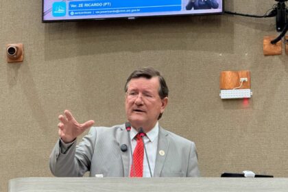 Zé Ricardo solicita devolução da LDO 2026 e defende mais transparência na gestão orçamentária de Manaus