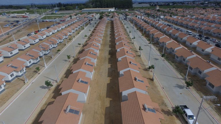 Comissão debate assistência técnica para habitação de interesse social