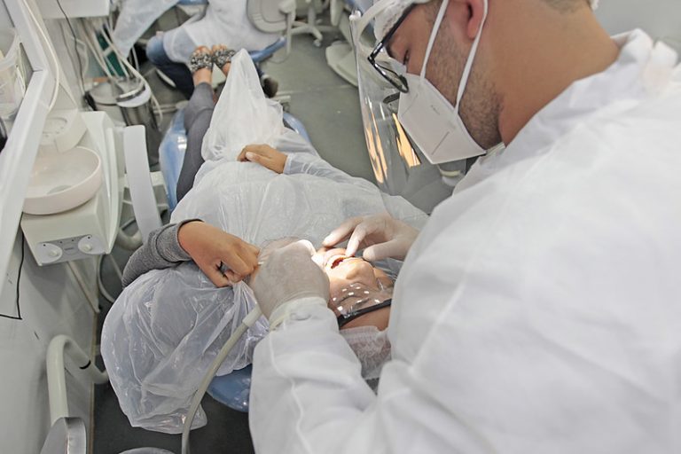 Seminário debate perigos do uso do mercúrio em procedimentos odontológicos
