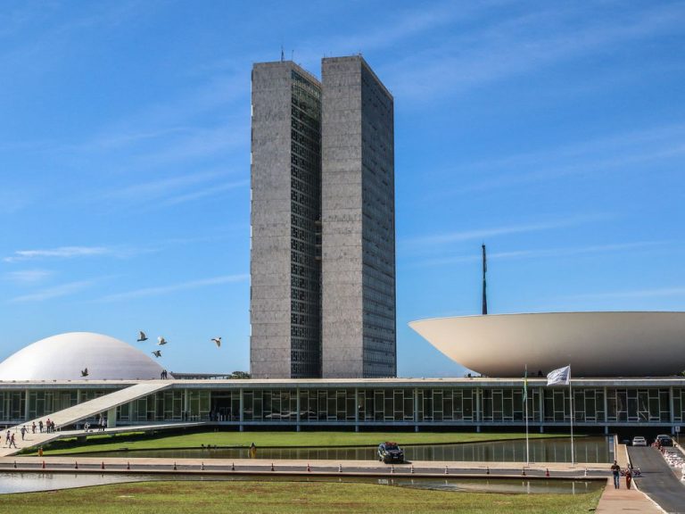 Congresso reúne-se nesta terça-feira para analisar vetos presidenciais