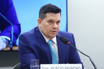 Comissão aprova projeto que amplia inclusão social por meio de contratações públicas