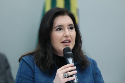 Comissão debate projeto da LDO de 2026 com a ministra Simone Tebet