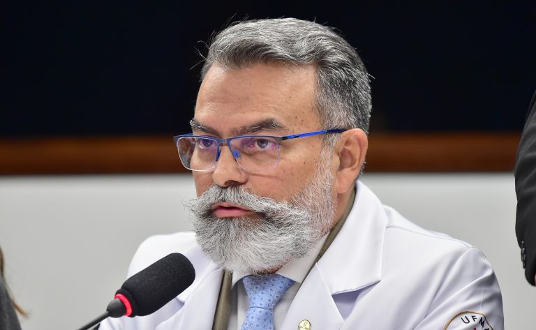 Comissão aprova suspensão de norma do Ministério da Justiça sobre assistência religiosa em presídios