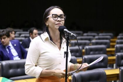Comissão aprova obrigatoriedade de bares e casas noturnas prestarem auxílio a mulheres em situação de risco