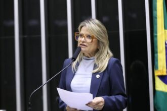Comissão aprova penas para crimes de discriminação e violência contra pessoas com autismo