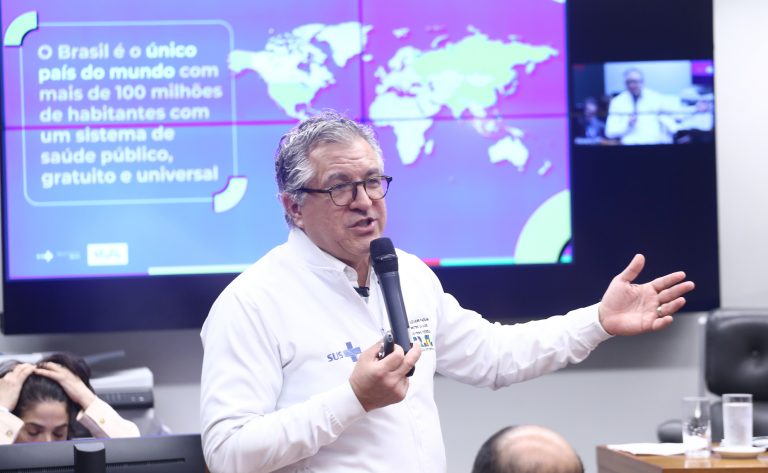 Ministro da Saúde pede apoio para medida provisória que amplia atendimento especializado no SUS