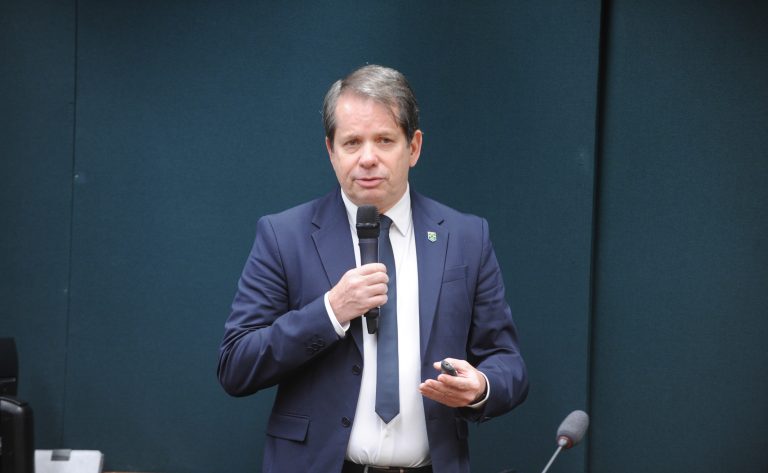 Comitê Olímpico do Brasil defende profissionalização da gestão esportiva para combater corrupção
