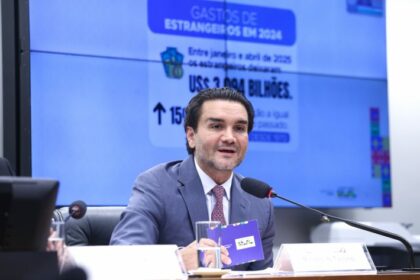 Com números em alta, ministro quer transformar turismo na principal matriz econômica do Brasil