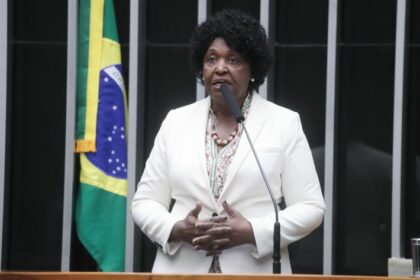 Comissão aprova homenagem a personalidades femininas e negras em novas emissões de cédulas e moedas