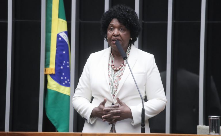 Comissão aprova homenagem a personalidades femininas e negras em novas emissões de cédulas e moedas