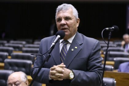 Conflito entre Israel e Irã repercute em discursos de deputados no Plenário