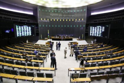 Câmara aprova projeto que define agosto como mês de combate a desigualdades sociais