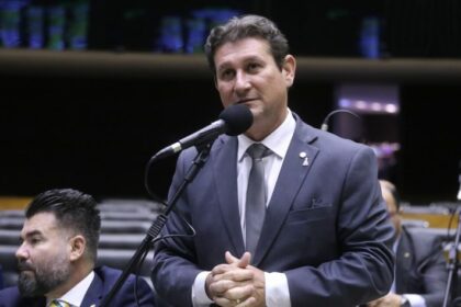 Comissão aprova regra para uso do cordão de girassol por pessoa com deficiência