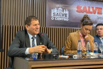 Roberto Sabino defende revitalização e mais segurança para o Centro de Manaus em audiência pública