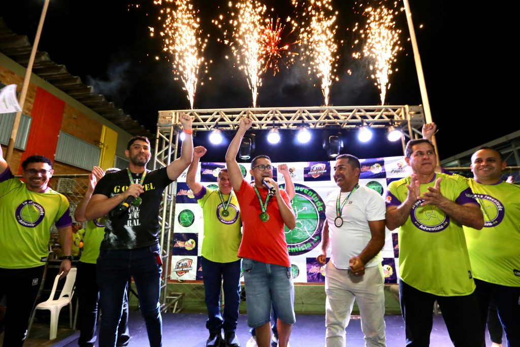 Deputado Daniel Almeida participa da abertura da 35ª edição dos Jogos da Juventude Adventista