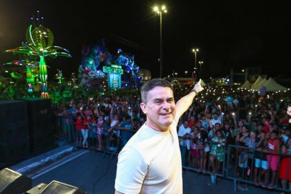 Prefeito David Almeida celebra 1 ano do Parque Gigantes da Floresta com 30 mil pessoas e 12 toneladas de alimentos arrecadados
