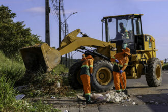 Prefeitura de Manaus intensifica ações de combate às lixeiras irregulares