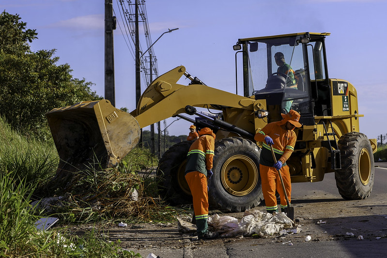 Prefeitura de Manaus intensifica ações de combate às lixeiras irregulares