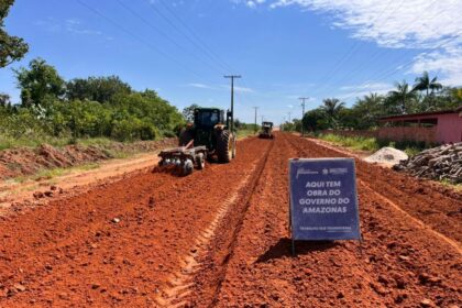 Governo do Amazonas retoma obra de pavimentação do ramal do Barro Alto, em Manaquiri