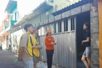 Prefeitura de Manaus realiza ação de limpeza na praça Desembargador Paulo Jacob em parceria com missionários