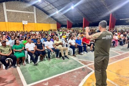 Comandante Dan inicia viagem inédita pelo rio Solimões