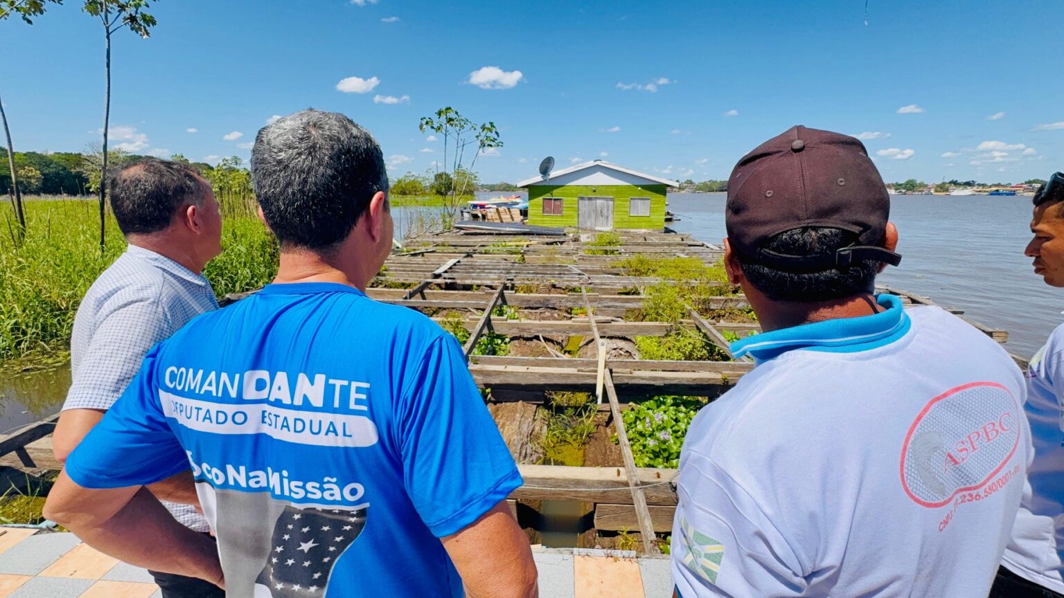 Comandante Dan viabiliza porto exclusivo para pescadores de Benjamin Constant