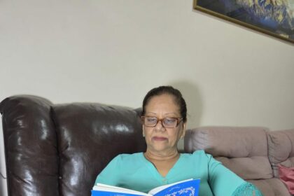 Livro ‘Palavras Amenas’ é lançado na Biblioteca Pública do Amazonas neste sábado