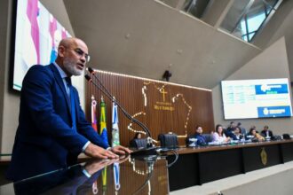 Deputado Cabo Maciel reforça atuação da Comissão de Educação no interior e amplia diálogo com comunidades escolares