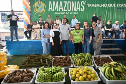 ADS entrega equipamentos e produtos para fomentar o setor primário em Jutaí