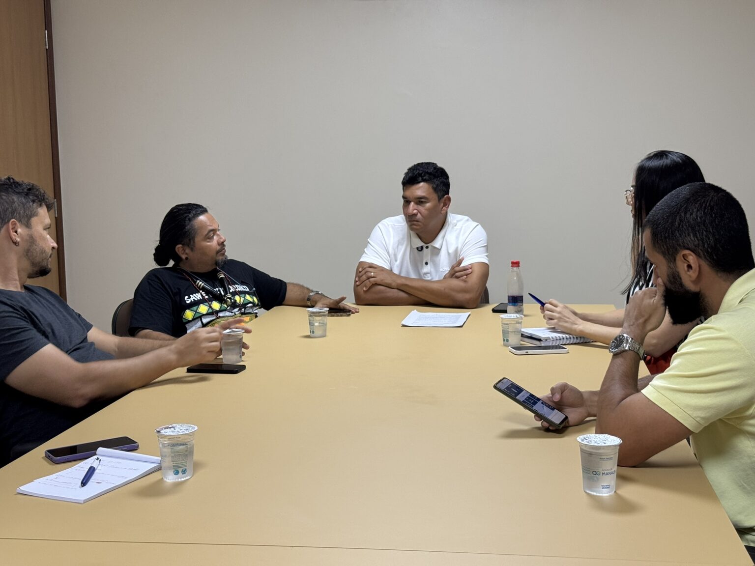Prefeitura de Manaus e Funai discutem políticas públicas para povos indígenas residentes na capital