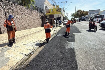 Bairro Cachoeirinha recebe obras intensivas de asfalto e moradores aprovam trabalho da Prefeitura de Manaus