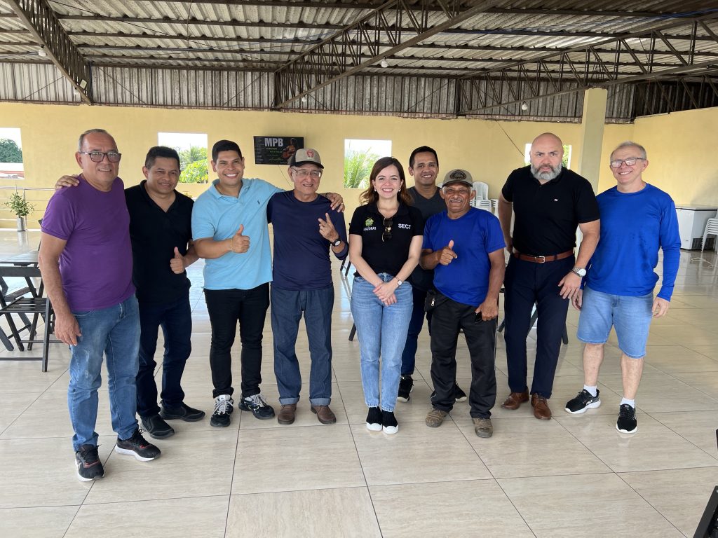 Mário César Filho participa dos 117 anos de Itapiranga, anuncia Laudo Azul e reforça entregas e emendas no município