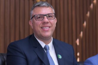João Carlos encerra primeiro semestre com avanços legislativos e fortalecimento do turismo em Manaus