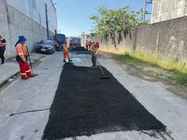 Infraestrutura viária da comunidade Bairro Novo é reforçada