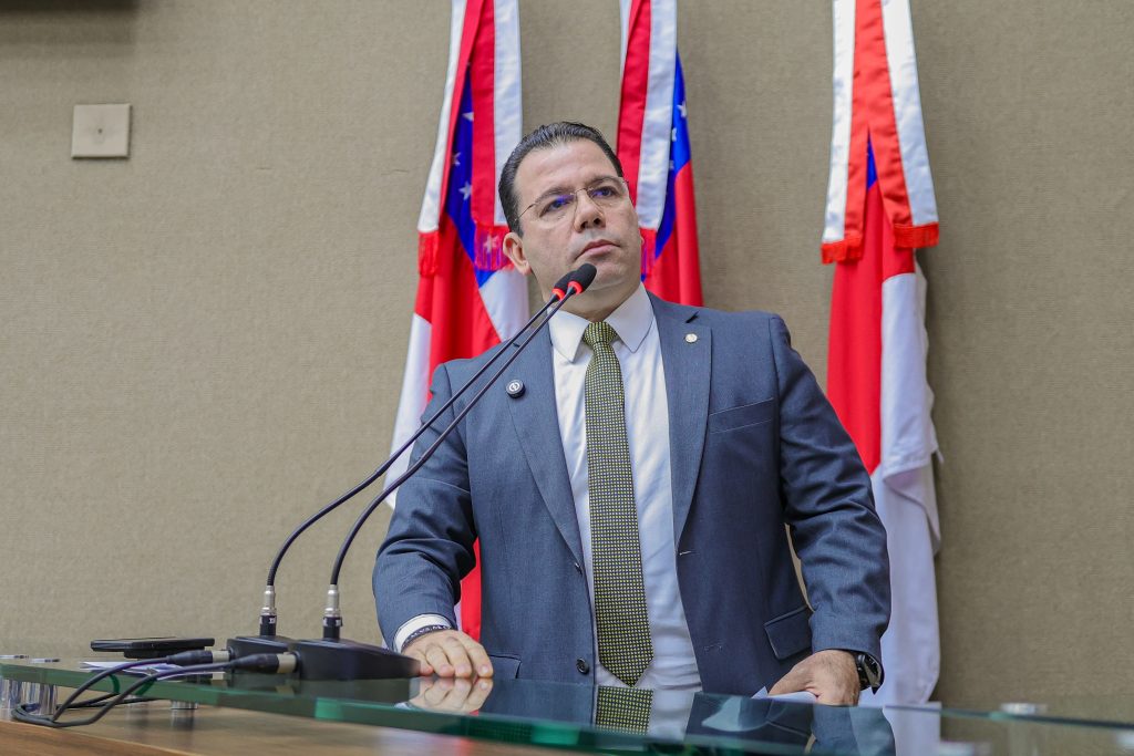 Ofício de Wilker Barreto à SES solicita dados sobre repasses da saúde aos municípios Ofício de Wilker Barreto à SES solicita dados sobre repasses da saúde aos municípios