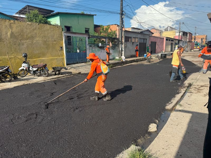 Prefeitura de Manaus avança com manutenção viária no bairro Jorge Teixeira e reforça compromisso com a mobilidade urbana
