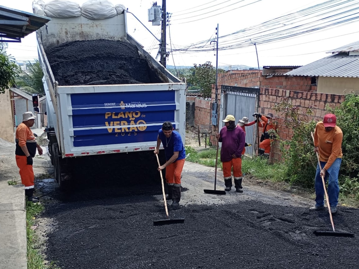 Prefeitura de Manaus avança com obras do ​‘Plano de Verão’ no bairro Tarumã