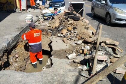 Prefeitura de Manaus executa obra emergencial e evita comprometimento em rede de drenagem no bairro Compensa