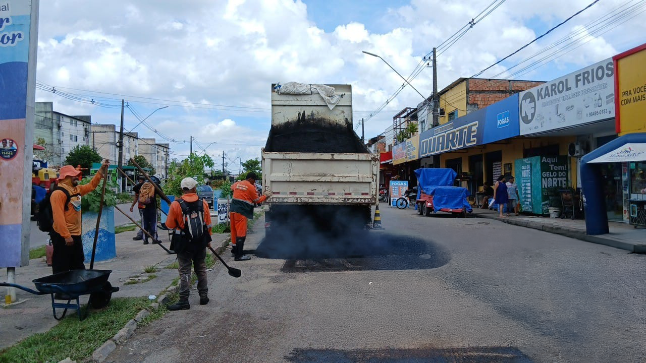 Prefeitura de Manaus melhora mobilidade com recuperação viária no bairro Santa Etelvina