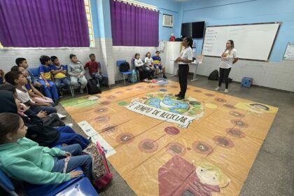 Prefeitura de Manaus realiza projeto ‘Oca vai à escola’ com alunos da zona Sul