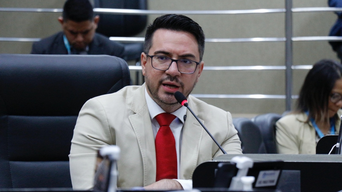 ‘CPI dos Buracos’ proposta por Rodrigo Guedes alcança 10 assinaturas