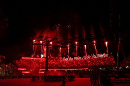 Realizado pelo Governo do Amazonas, Festival de Parintins 2025 registra recorde de público, com mais de 120 mil visitantes